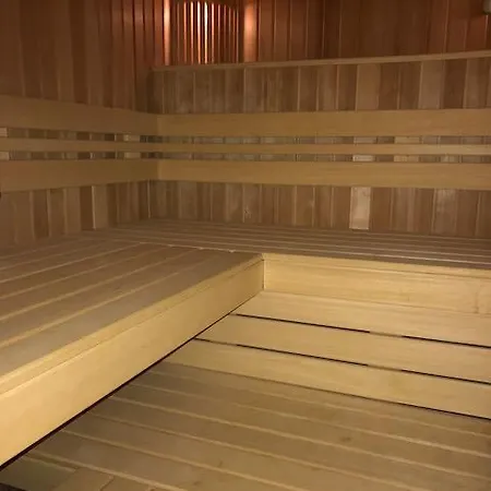 Long Beach Ii Aan Zeedijk Met Sauna * Middelkerke